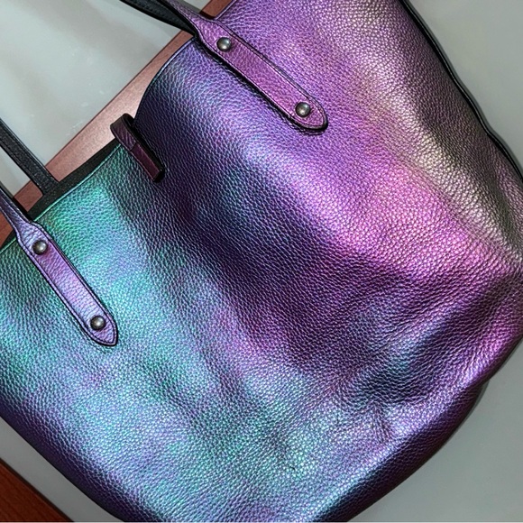 coach iridescent tote/RARE - Picture 6 of 7